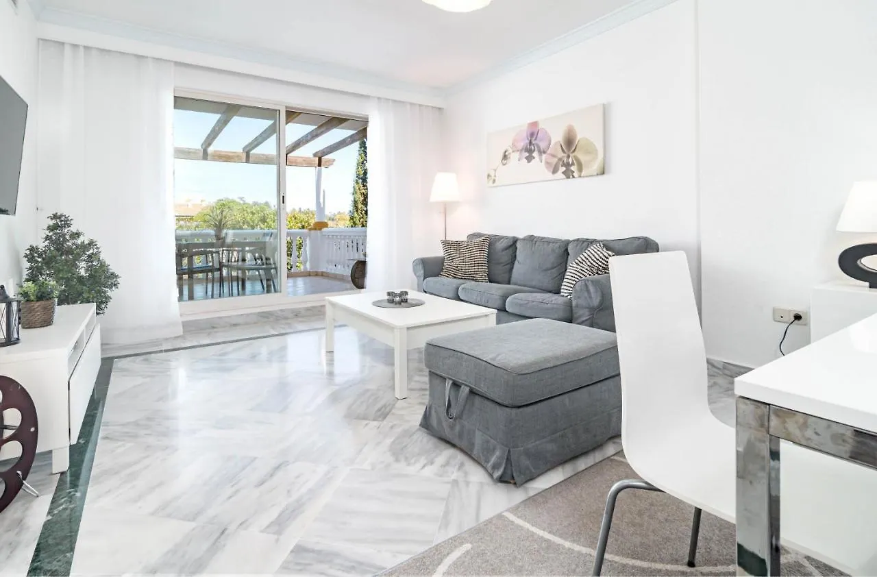 Beautiful Apartment In La Dama De Noche Right Beside The Golf Course Marbella Spain