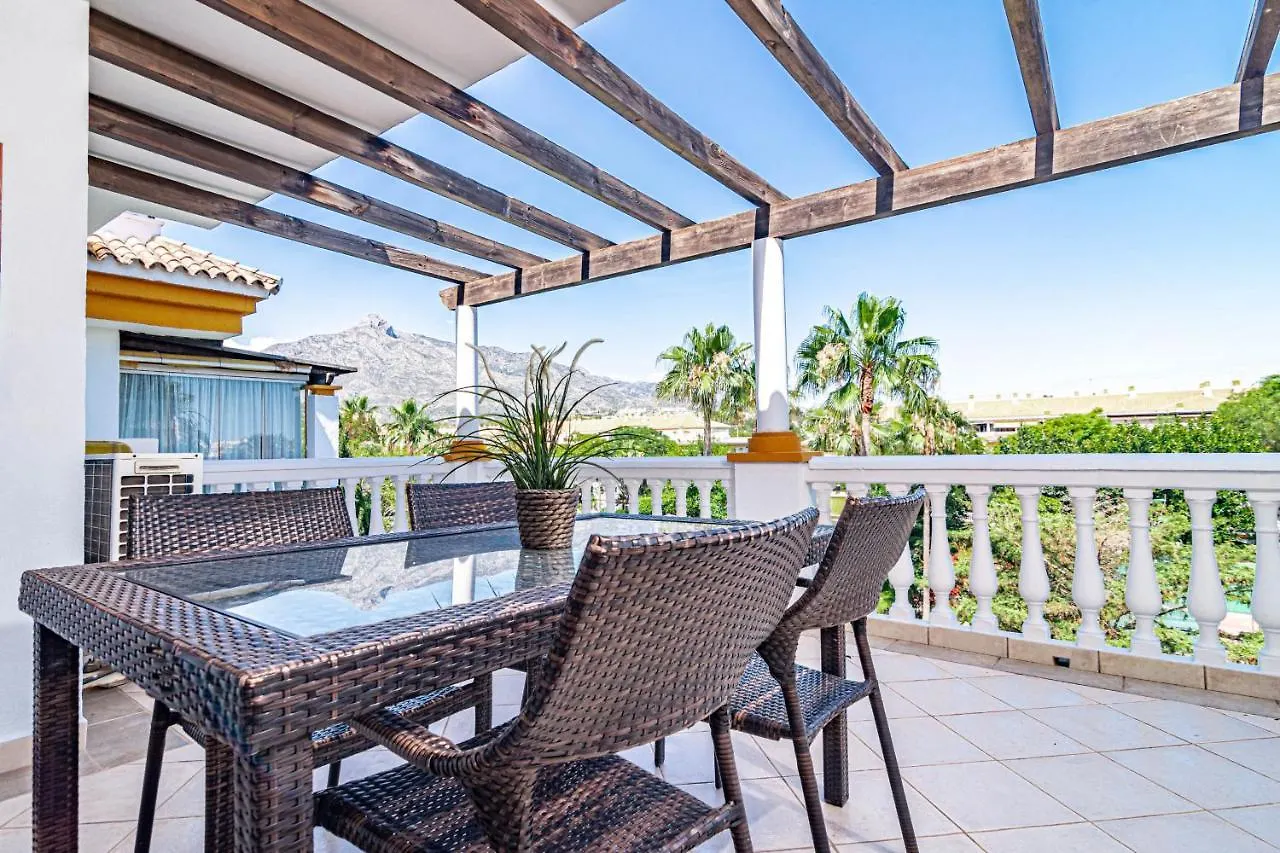 Beautiful Apartment In La Dama De Noche Right Beside The Golf Course Marbella Spain