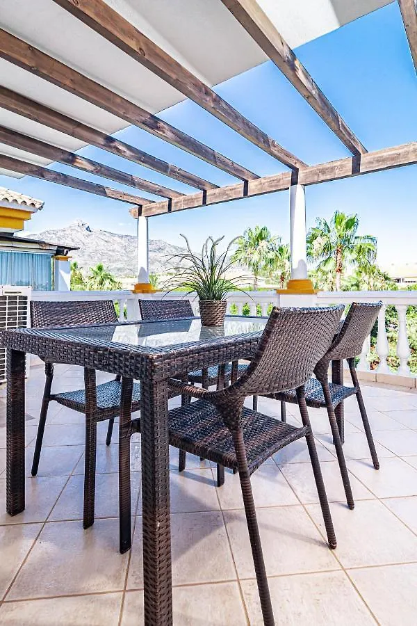 Beautiful Apartment In La Dama De Noche Right Beside The Golf Course Marbella